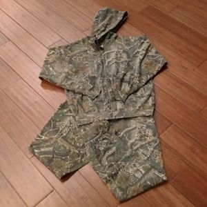Women's Camo sweatsuit